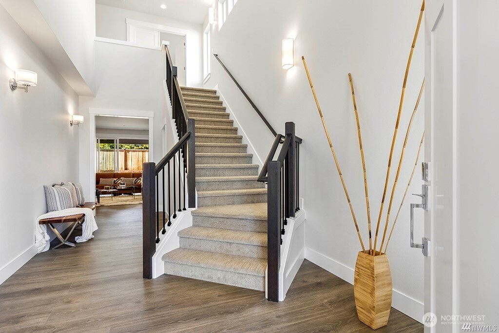 11110 209th Street Ct E
