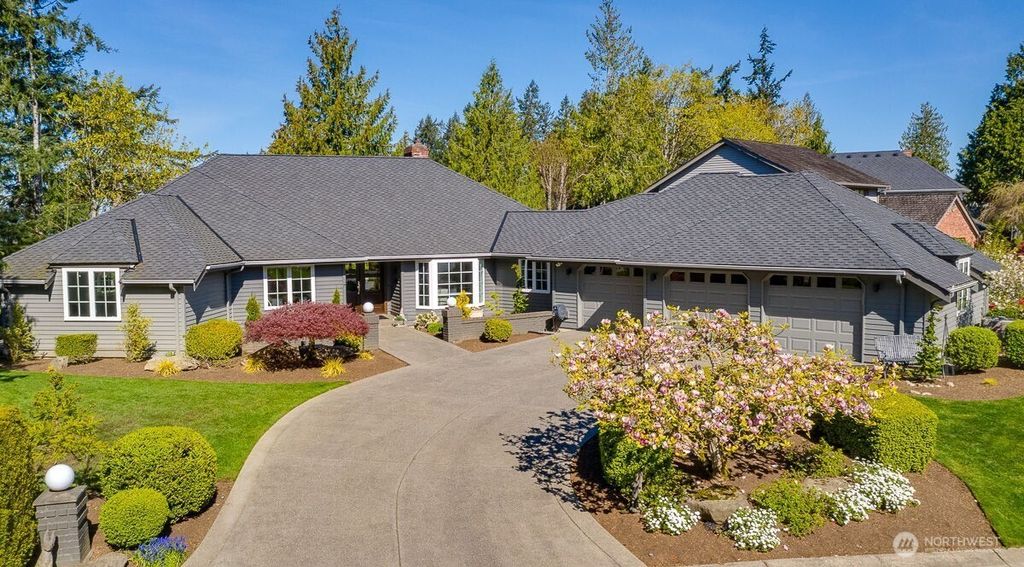 Photo of 20230 NE 38th Court, Sammamish, WA 98074 (MLS # 2504080)