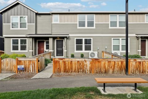 Photo of 10521 NE 120th Place, Vancouver, WA 98662 (MLS # 2428703)