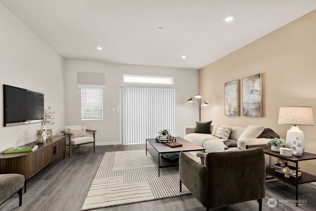 Photo of 14707 87th Avenue SE #GG5, Snohomish, WA 98296 (MLS # 2439681)