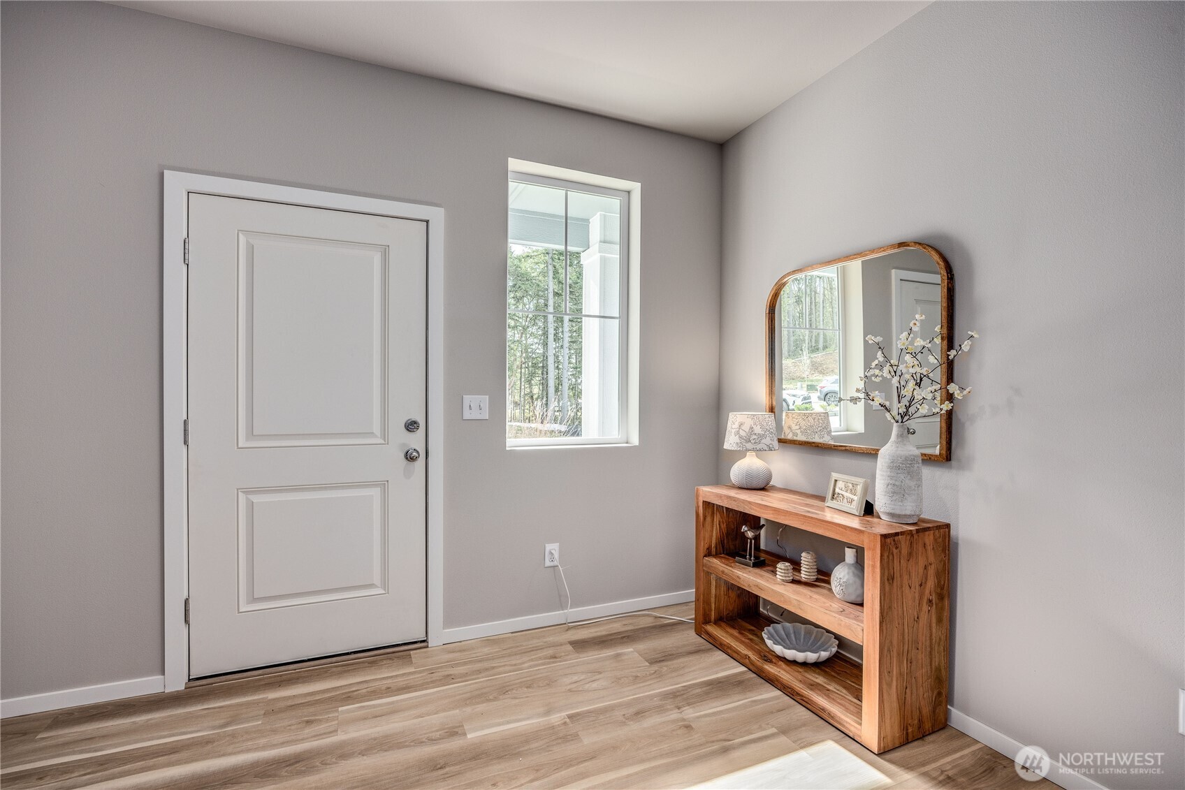 292 NE Shadowhawk Lane