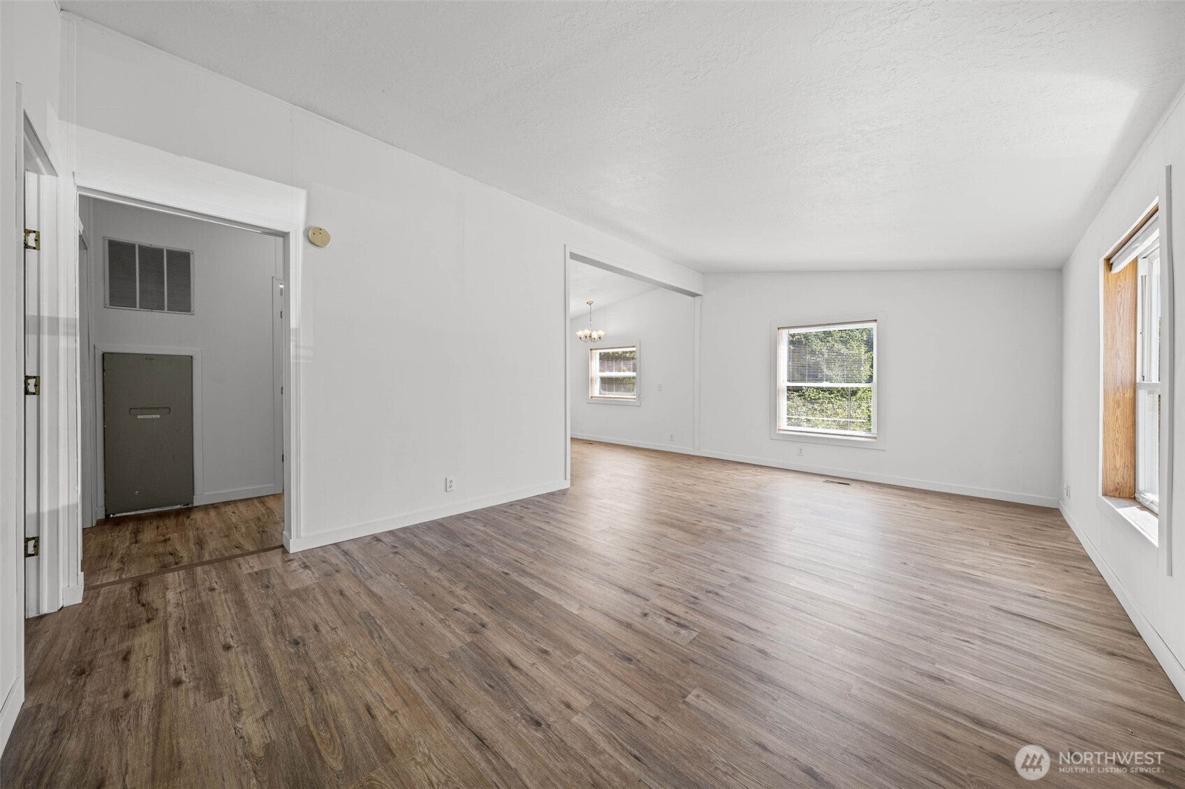 11607 Golden Given Road E