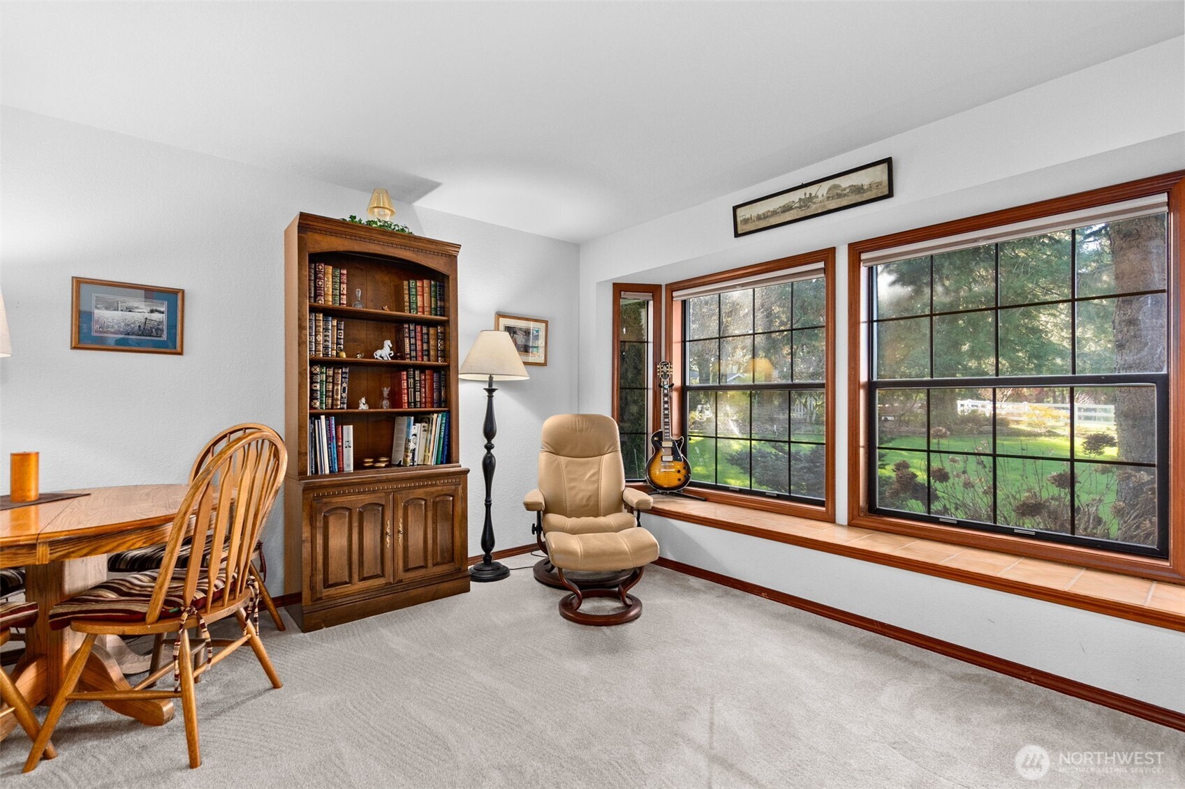 7842 Diagonal Road SE