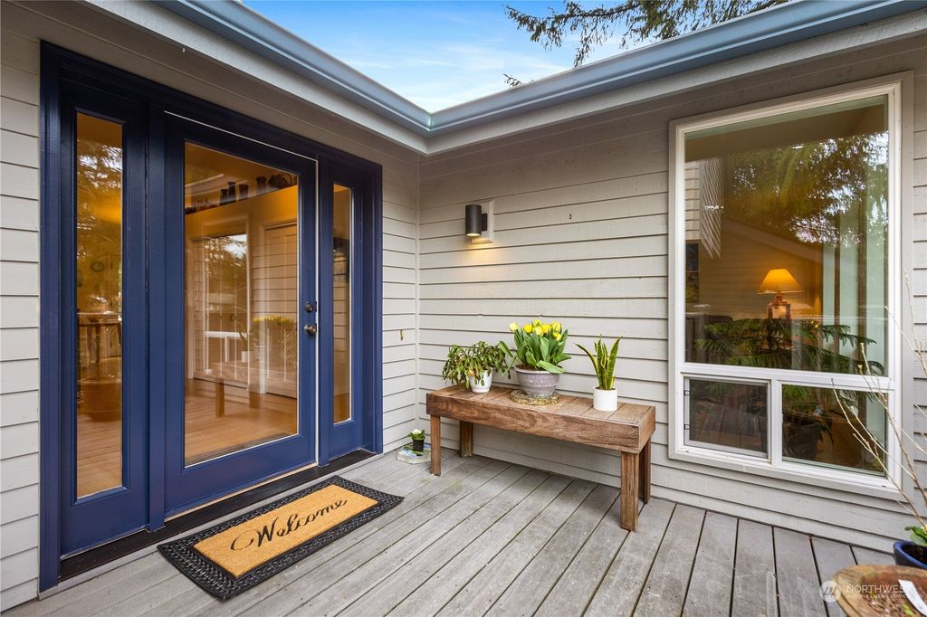 Photo of 5808 150th Place SW, Edmonds, WA 98026 (MLS # 2053076)