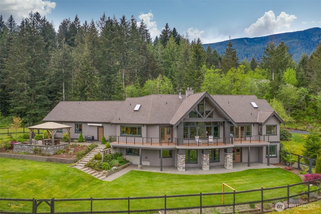 Photo of 43245 SE 163rd St St, North Bend, WA 98045 (MLS # 2371886)