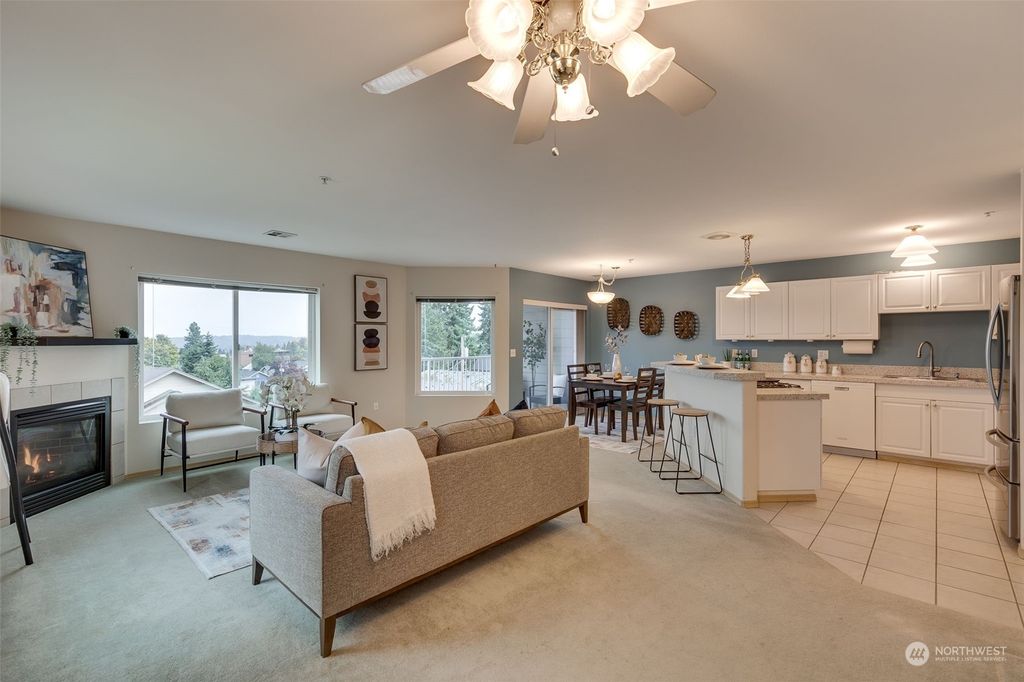 Photo of 1318 37th Street #3434, Everett, WA 98201 (MLS # 2166176)