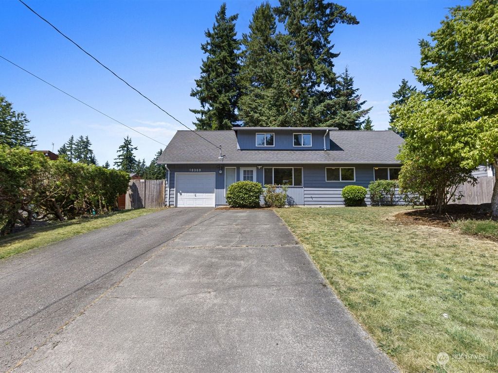 Photo of 18309 3rd Avenue NE, Shoreline, WA 98155 (MLS # 2138079)