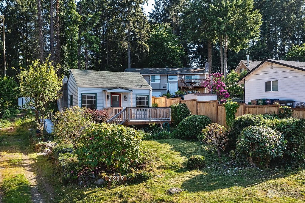 Photo of 2239 S 308th Street, Federal Way, WA 98003 (MLS # 2073389)