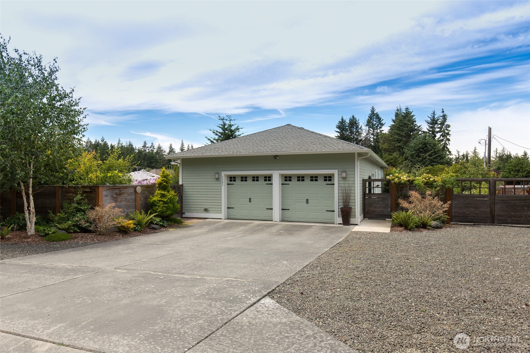 1901 W Hamilton Way