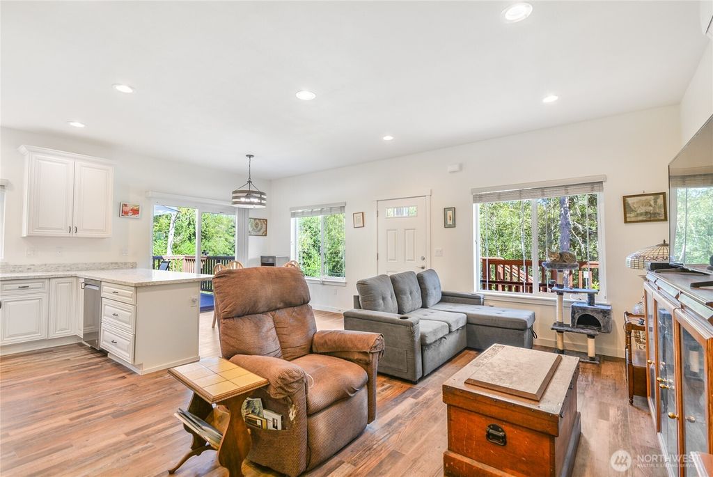 Photo of 1016 288th Street NW #B, Arlington, WA 98223 (MLS # 2444969)