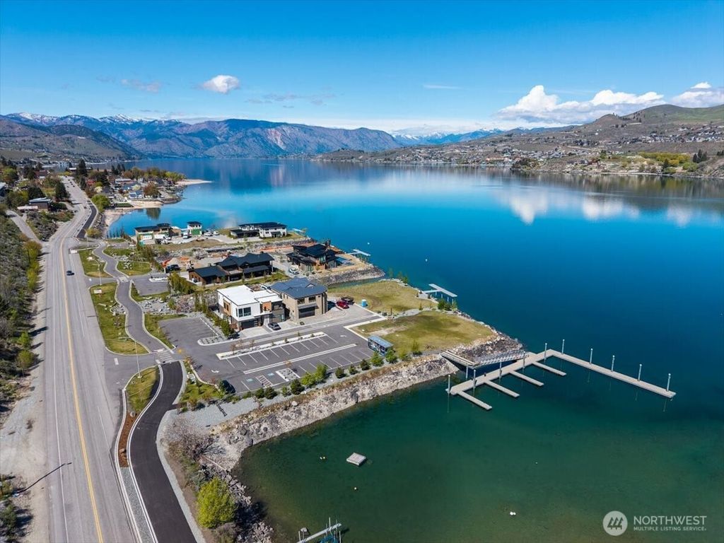 Photo of 105 Bass Lane, Chelan, WA 98816 (MLS # 2506682)