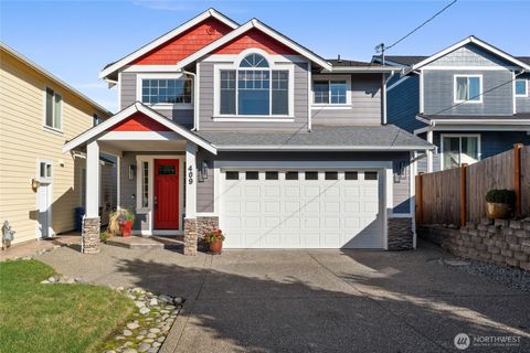 Photo of 409 Wana Wana Place NE, Tacoma, WA 98422 (MLS # 2440306)