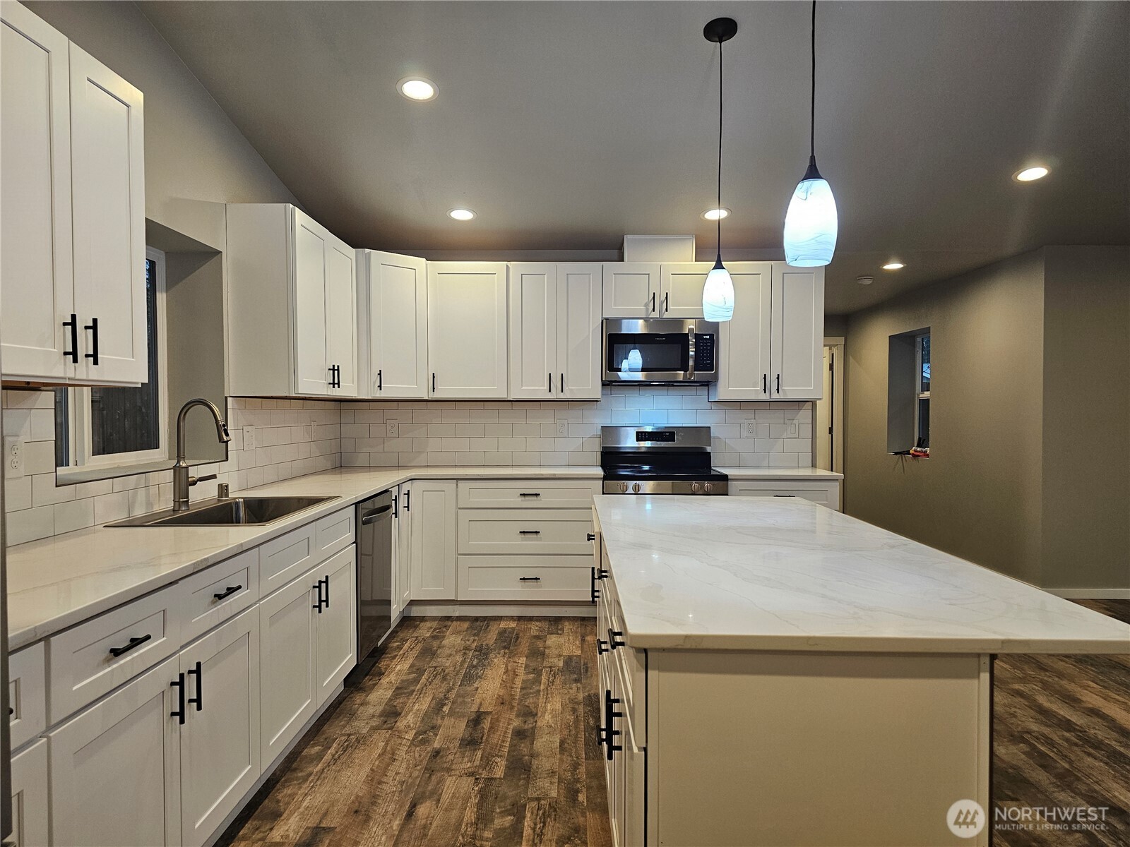 16 Pebble Creek Court