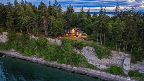 Photo of 3996 NE Twin Spits Road, Hansville, WA 98340 (MLS # 2525018)