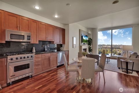 10650 NE 9th Place Unit 2225, Bellevue, WA 98004 - MLS#: 2332092
