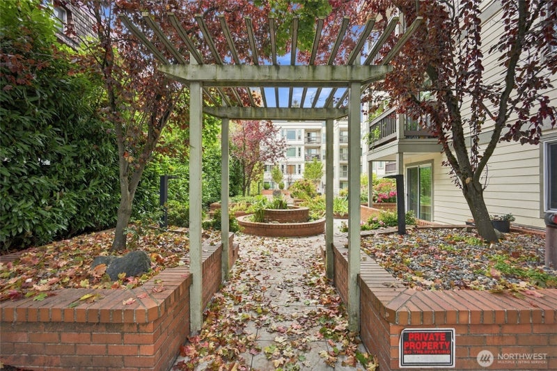 2152 N 112th Street N 409