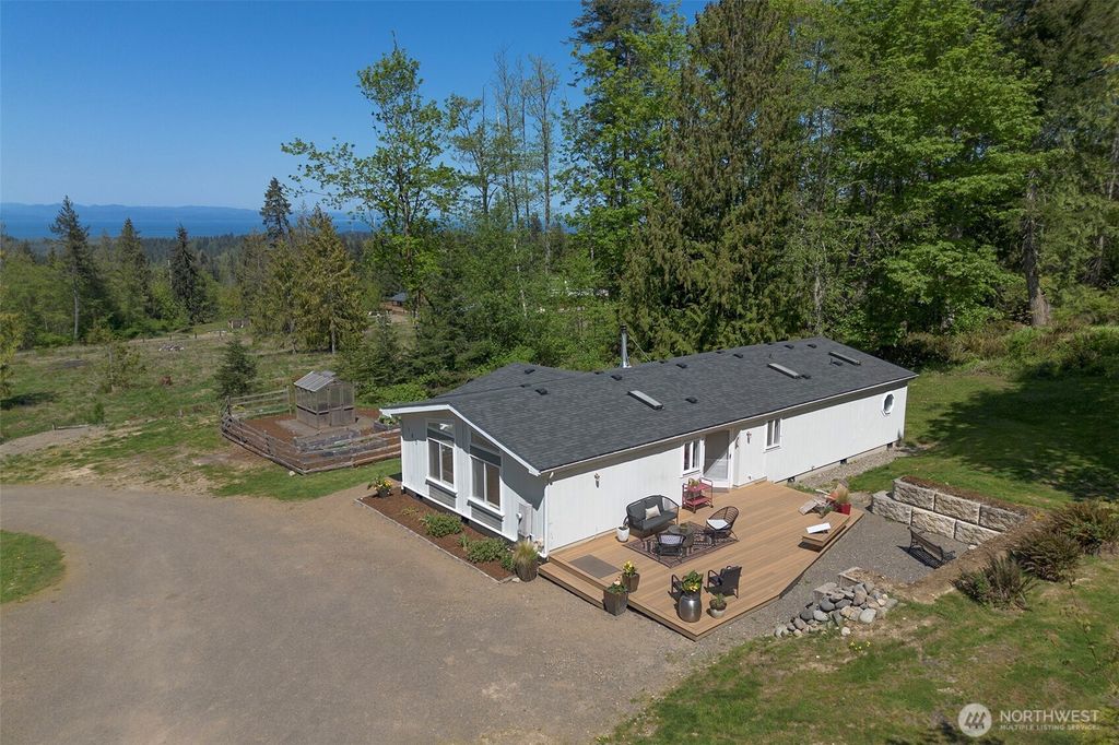 Photo of 165 Wildcat Road, Port Angeles, WA 98363 (MLS # 2495902)