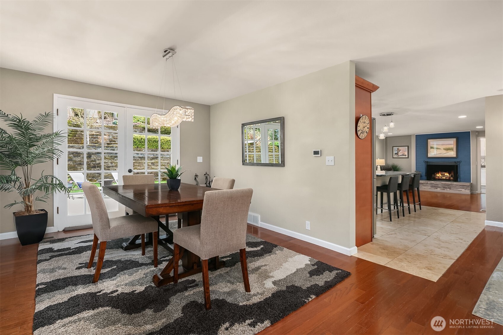 3429 Lincoln Drive NE