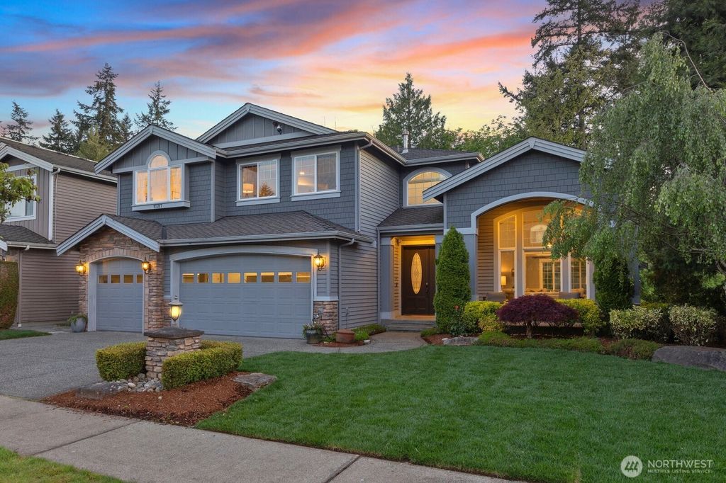 Photo of 10317 NE 194th Street, Bothell, WA 98011 (MLS # 2370824)