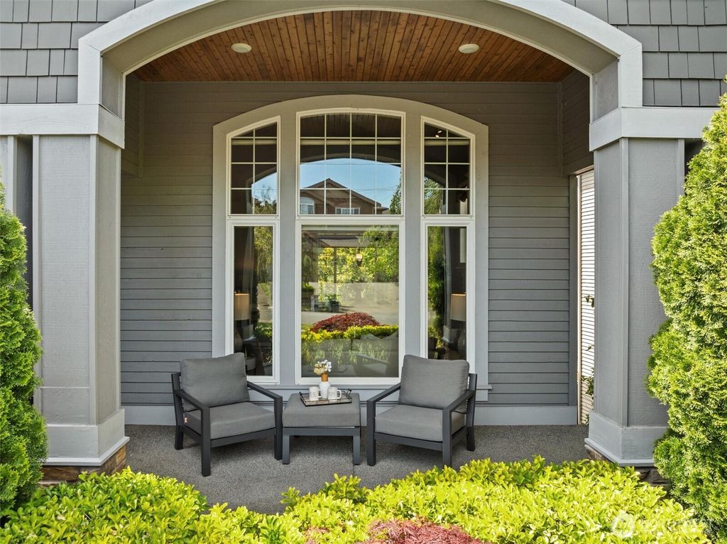 Photo of 10317 NE 194th Street, Bothell, WA 98011 (MLS # 2370824)