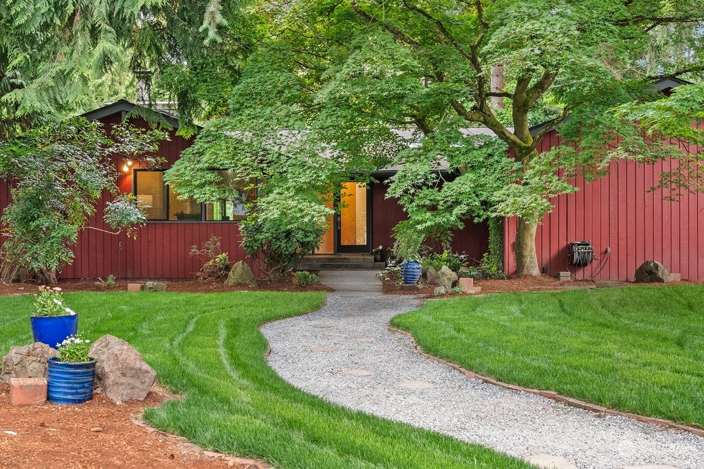 Photo of 12061 Hiram Place NE, Seattle, WA 98125 (MLS # 2256309)