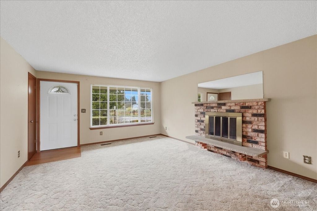 Photo of 7116 105th Street E, Puyallup, WA 98373 (MLS # 2490796)