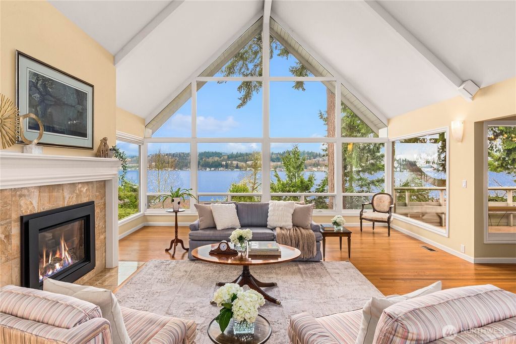 Photo of 5419 96th Avenue SE, Mercer Island, WA 98040 (MLS # 2347836)