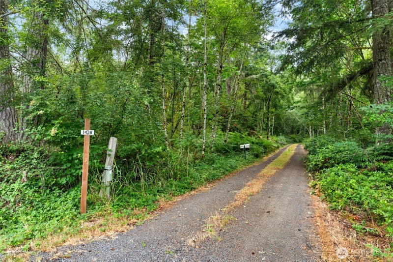 1438 Brown Road W