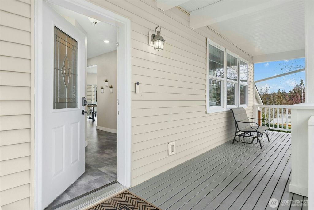 Photo of 1208 113th Avenue SE, Lake Stevens, WA 98258 (MLS # 2364089)