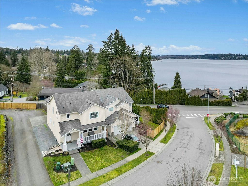 Photo of 1208 113th Avenue SE, Lake Stevens, WA 98258 (MLS # 2364089)
