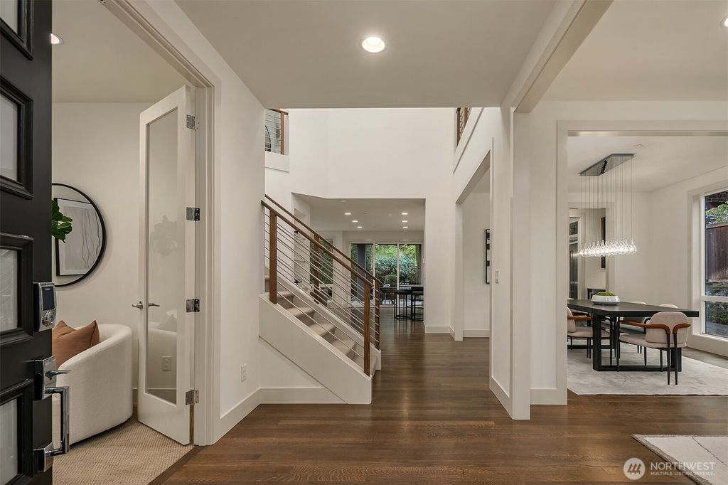 Photo of 1525 4th Street, Kirkland, WA 98033 (MLS # 2493066)