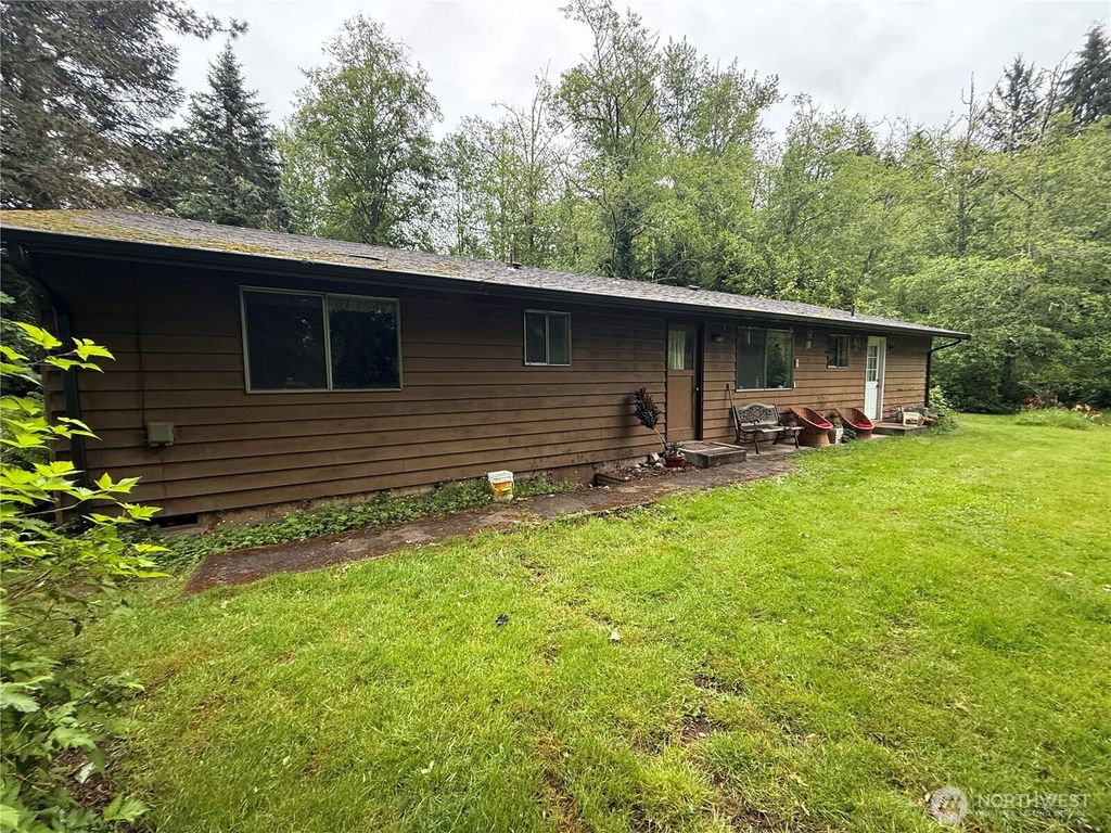 Photo of 17514 126th Street NE, Arlington, WA 98223 (MLS # 2385146)