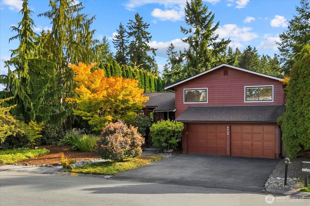 Photo of 5528 151st Pl SW Pl, Edmonds, WA 98026 (MLS # 2442963)