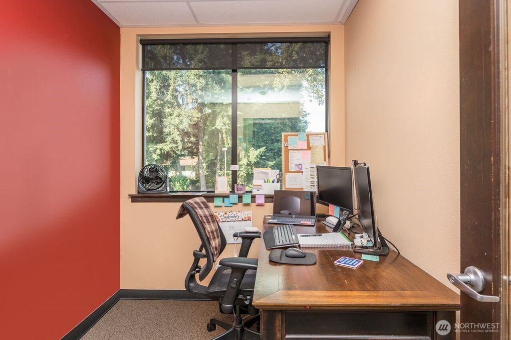 Photo of 1002 39th Avenue SW #200, Puyallup, WA 98373 (MLS # 2468239)