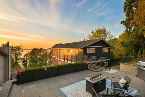 Photo of 201 S State Street #B, Bellingham, WA 98225 (MLS # 2438032)