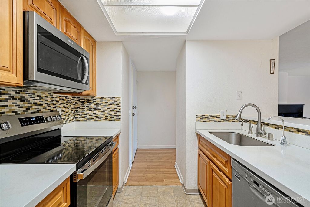 Photo of 611 SW 5th Court #A206, Renton, WA 98057 (MLS # 2448656)