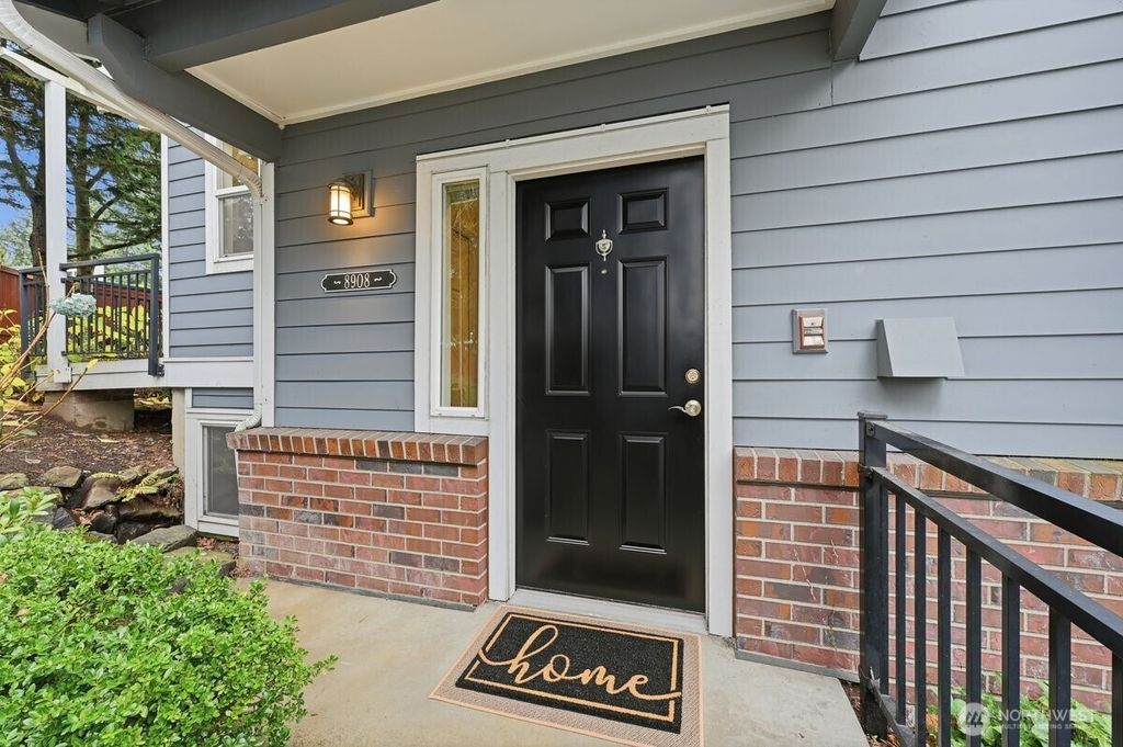 Photo of 8908 123rd Lane NE #8908, Kirkland, WA 98033 (MLS # 2468900)