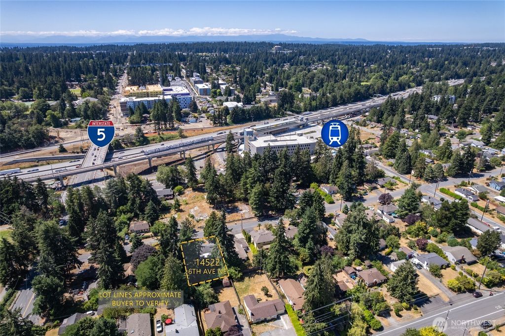 Photo of 14522 6th Avenue NE, Shoreline, WA 98155 (MLS # 2391573)