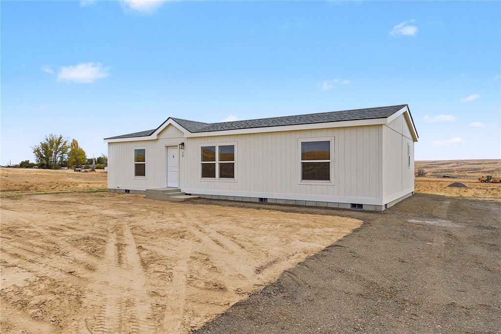 Photo of 79 S Rubio Ridge Street, Othello, WA 99344 (MLS # 2599748)