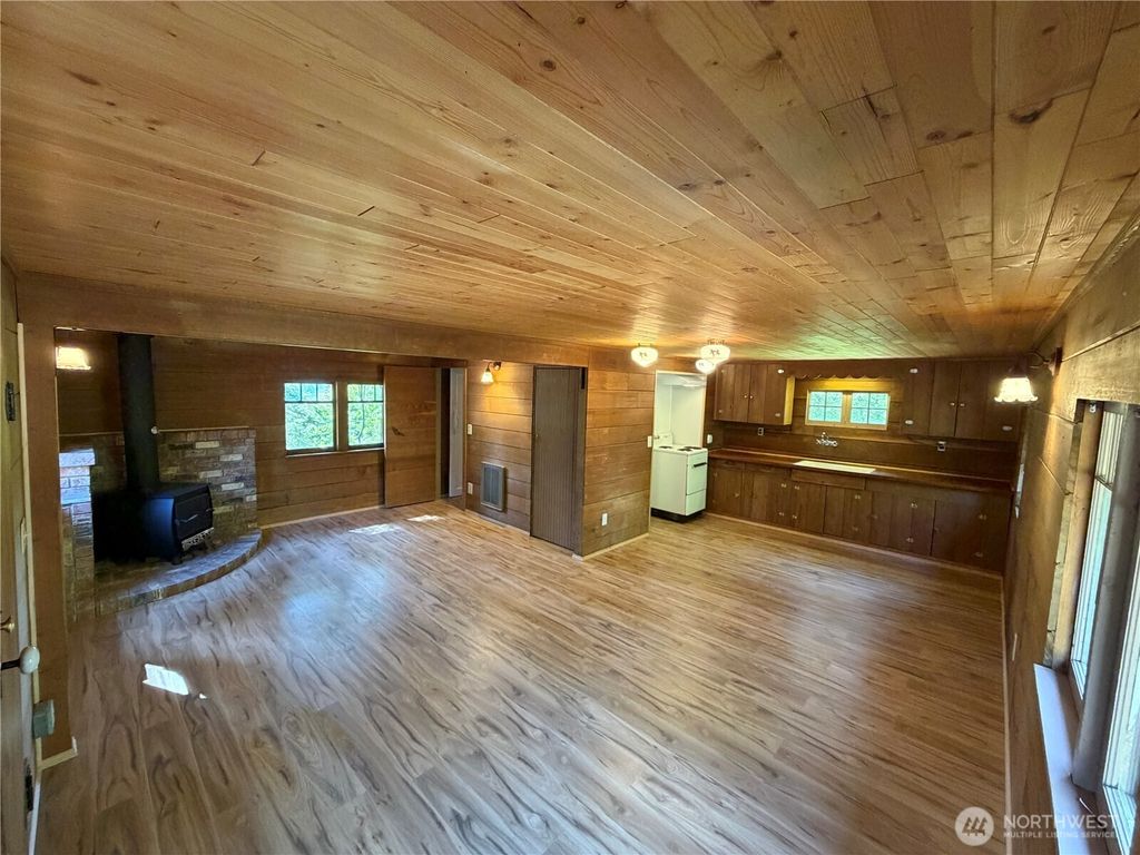 Photo of 881 Lake Cabins Road, Ronald, WA 98940 (MLS # 2528964)