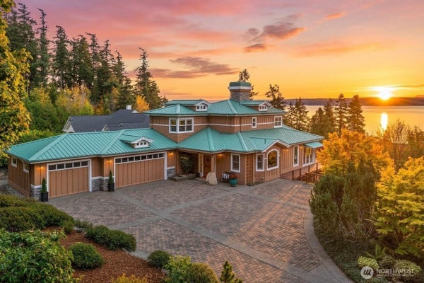 21322 PRESIDENT POINT RD NE, KINGSTON, WA 98346 - Image 49a8e5e86981377e6d5f4bc9f5eb373f/183305373