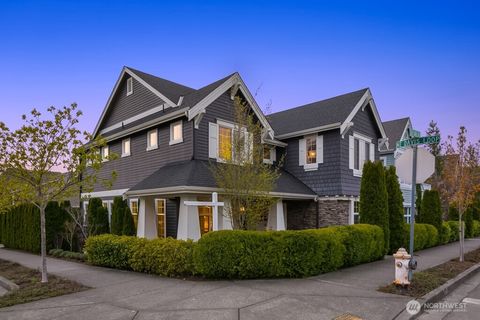 Photo of 1447 26th Avenue NE, Issaquah, WA 98029 (MLS # 2496116)
