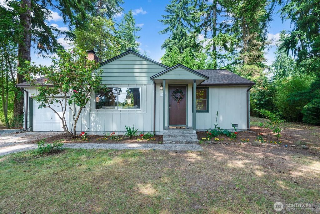 Photo of 5325 238th Street SW, Mountlake Terrace, WA 98043 (MLS # 2394000)