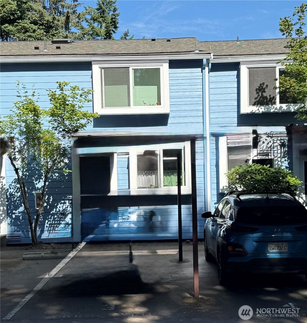 Photo of 3 146th Avenue SE, Bellevue, WA 98007 (MLS # 2386129)