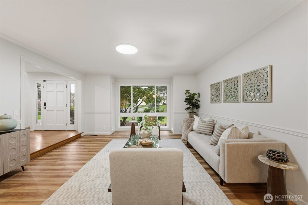 Photo of 4055 238th Place SE, Sammamish, WA 98029 (MLS # 2488665)