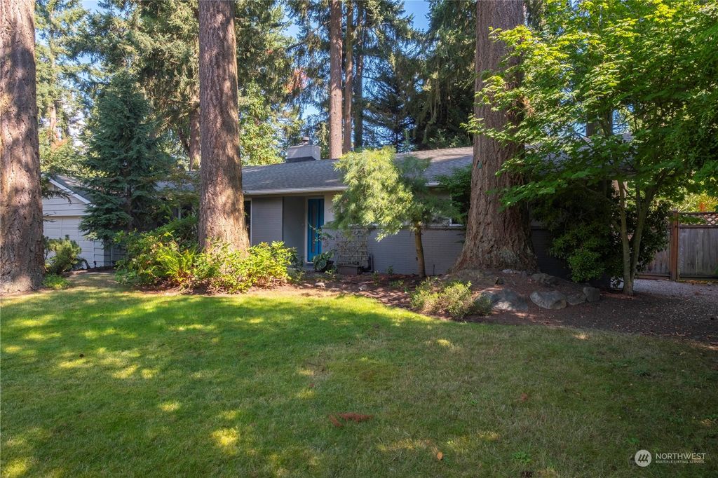 Photo of 7419 NE 145th Street, Kirkland, WA 98034 (MLS # 2153619)