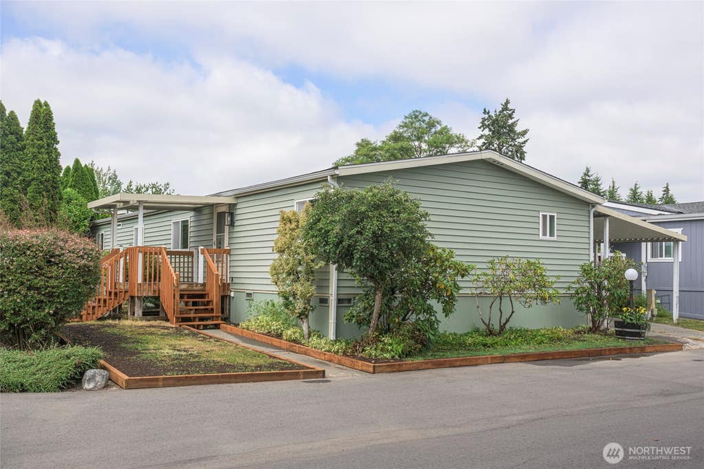 Photo of 31600 126th Avenue SE #113, Auburn, WA 98092 (MLS # 2566371)