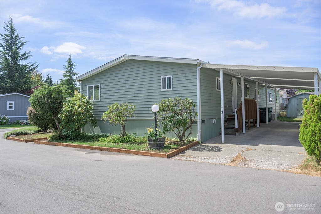 Photo of 31600 126th Avenue SE #113, Auburn, WA 98092 (MLS # 2566371)