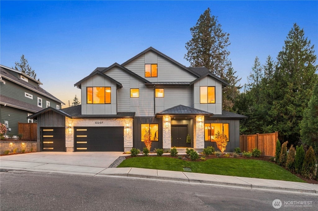Photo of 10237 SE 6th Street, Bellevue, WA 98004 (MLS # 2584548)