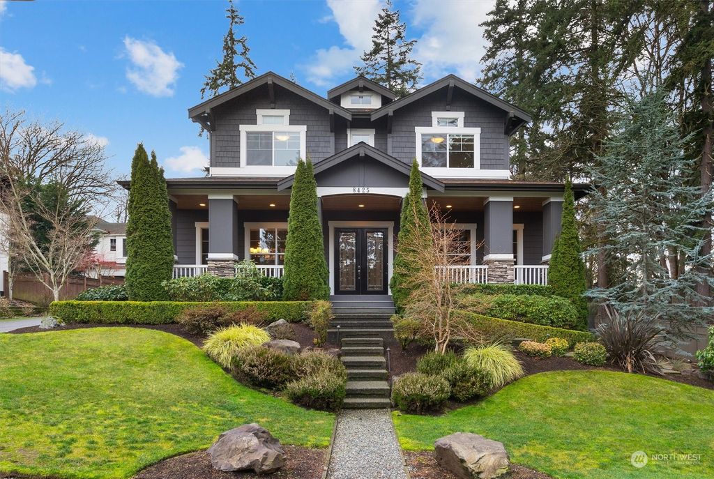 Photo of 8425 SE 39th Street, Mercer Island, WA 98040 (MLS # 2189543)